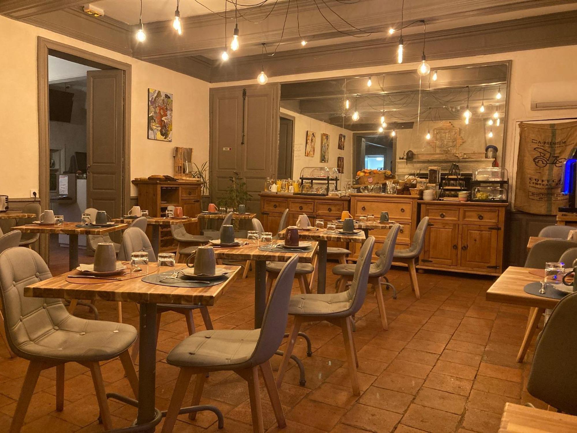 Logis Domaine De Peyrolade Bed & Breakfast Daux ภายนอก รูปภาพ